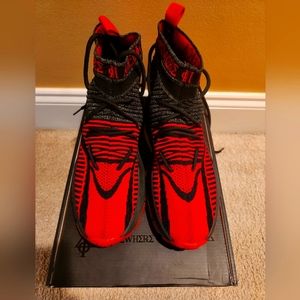 Sia Collective Sock Runner Bred